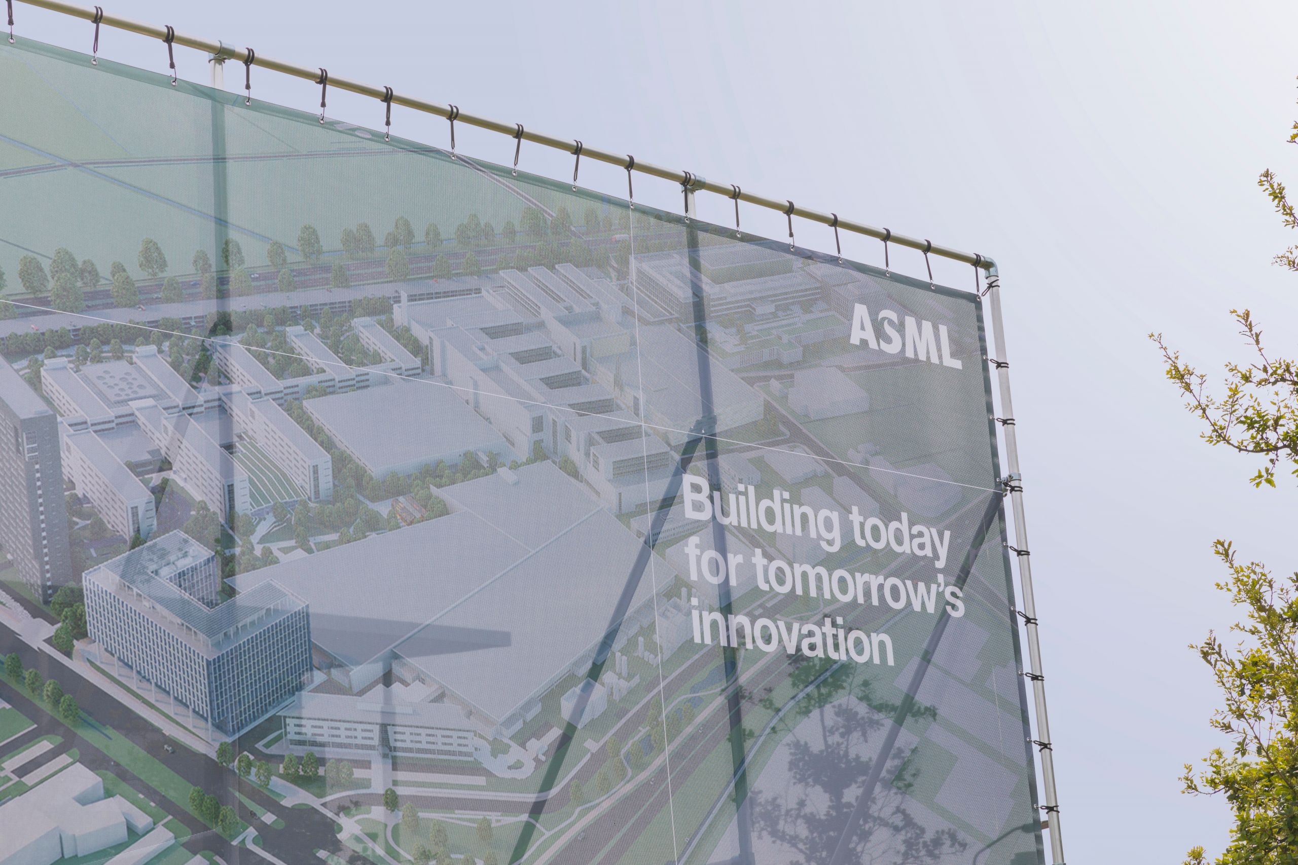 Read more about the article Asml: Das wahre Kursziel beträgt 765,00 EUR
